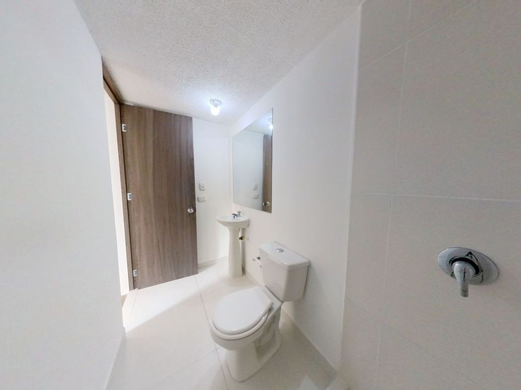 Apartamento de 2 alcobas en venta en Cjr Senderos Del Portal, Bogotá, 51 m² · foto 4 de 13