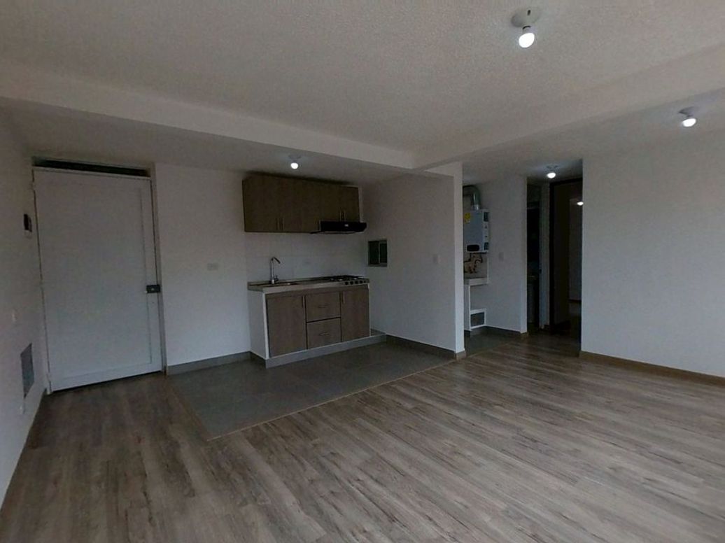 Apartamento de 2 alcobas en venta en Cjr Senderos Del Portal, Bogotá, 51 m² · foto 3 de 13