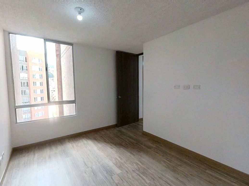 Apartamento de 2 alcobas en venta en Cjr Senderos Del Portal, Bogotá, 51 m² · foto 6 de 13