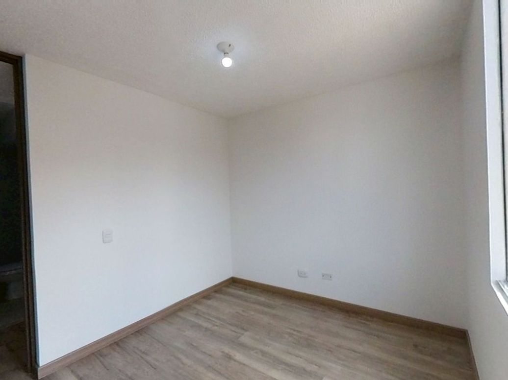 Apartamento de 2 alcobas en venta en Cjr Senderos Del Portal, Bogotá, 51 m² · foto 12 de 13