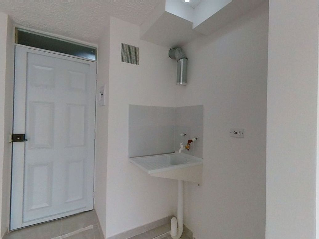 Apartamento de 2 alcobas en venta en Primavera Occidental, Bogotá, 39 m² · foto 7 de 14