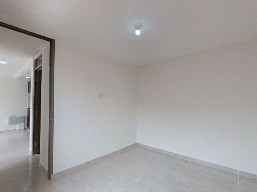 Apartamento de 2 alcobas en venta en Primavera Occidental, Bogotá, 39 m² · foto 3 de 14