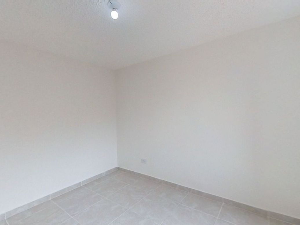 Apartamento de 2 alcobas en venta en Primavera Occidental, Bogotá, 39 m² · foto 2 de 14