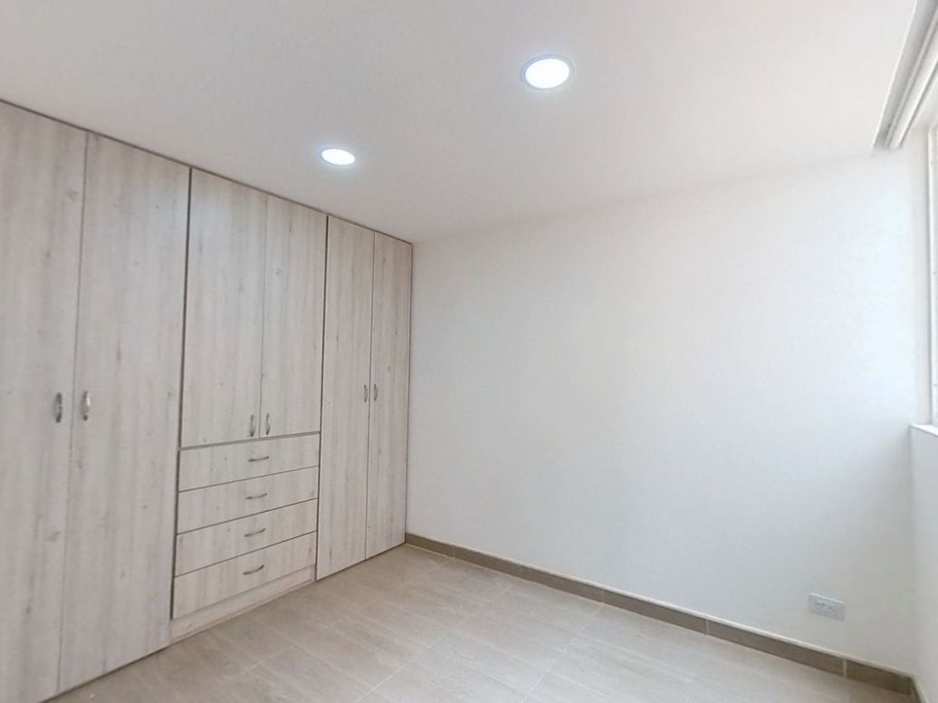Apartamento de 2 alcobas en venta en Ricaurte, Bogotá, 35 m² · foto 4 de 16