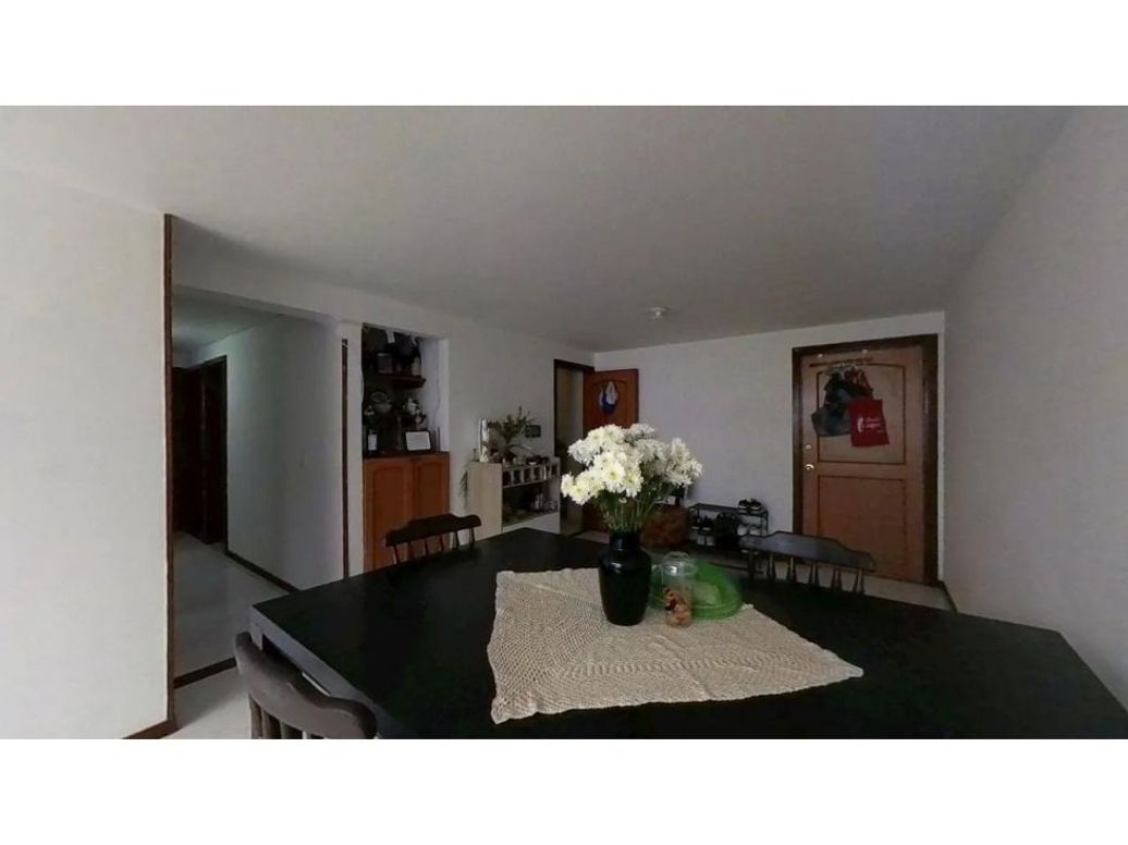Apartamento de 3 alcobas en venta en Suba, Bogotá, 138 m² · foto 2 de 10