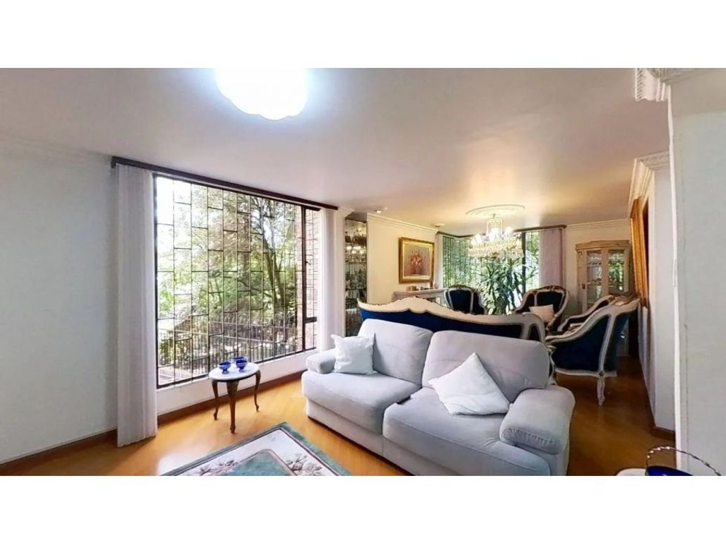 Apartamento de 3 alcobas en venta en Suba, Bogotá, 126 m² · foto 2 de 10