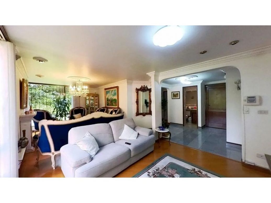 Apartamento de 3 alcobas en venta en Suba, Bogotá, 126 m² · foto 3 de 10