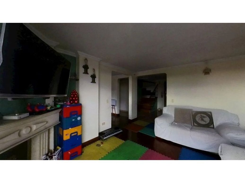 Apartamento de 3 alcobas en venta en Suba, Bogotá, 137 m² · foto 4 de 10