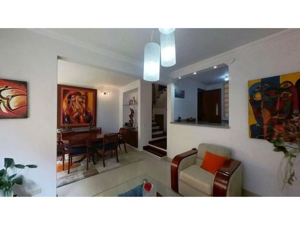 Casa de 3 alcobas en venta en Suba, Bogotá, 94 m² · foto 3 de 10