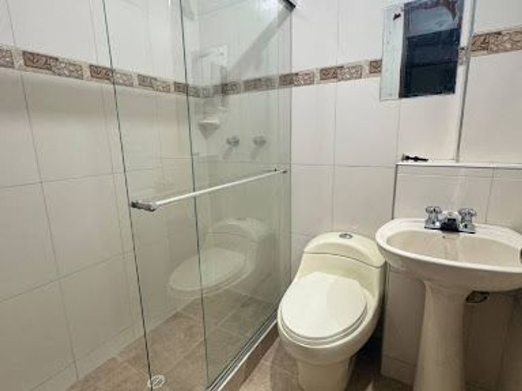 Apartamento de 3 alcobas en arriendo en José Joaquín Vargas, Bogotá, 67 m² · foto 10 de 20