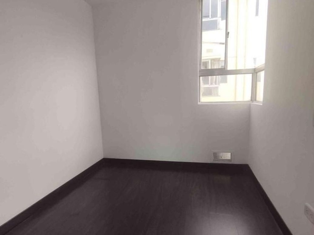 Apartamento de 3 alcobas en venta en Cr Molinos Del Milenio, Bogotá, 56 m² · foto 9 de 13