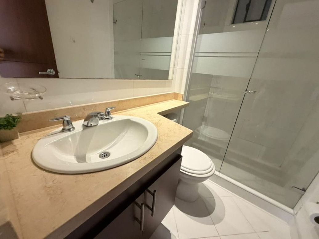 Apartamento de 3 alcobas en arriendo en Caobos Salazar, Bogotá, 100 m² · foto 9 de 20
