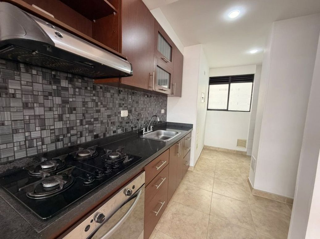 Apartamento de 3 alcobas en arriendo en Caobos Salazar, Bogotá, 100 m² · foto 16 de 20