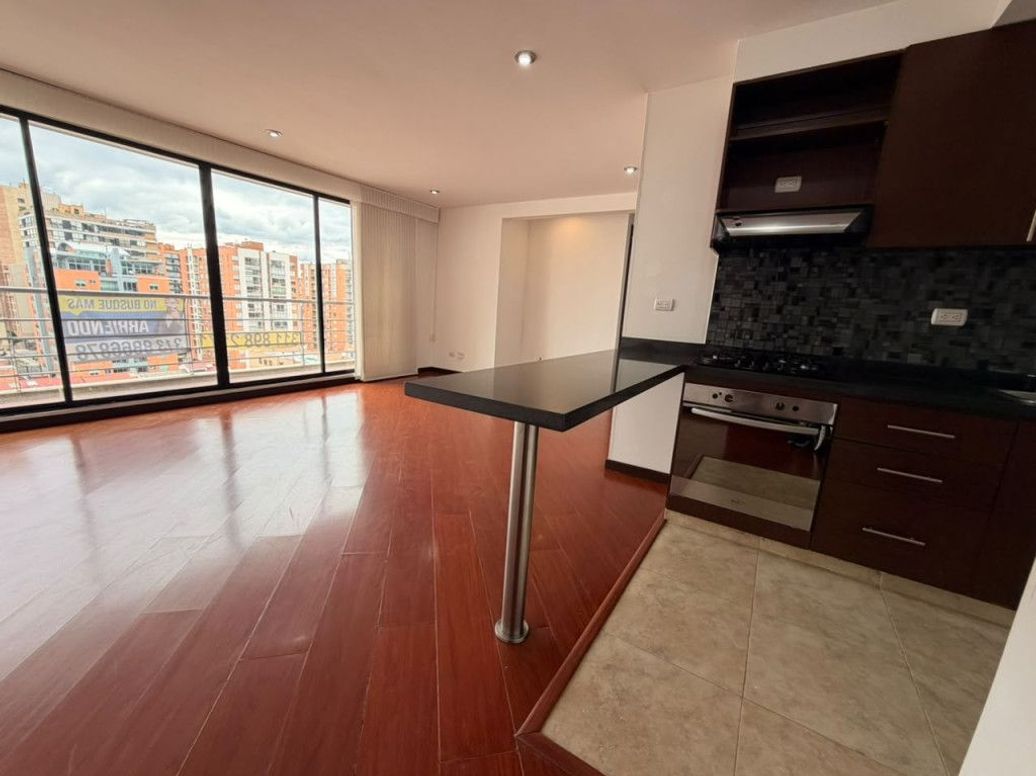 Apartamento de 3 alcobas en arriendo en Caobos Salazar, Bogotá, 100 m² · foto 8 de 20
