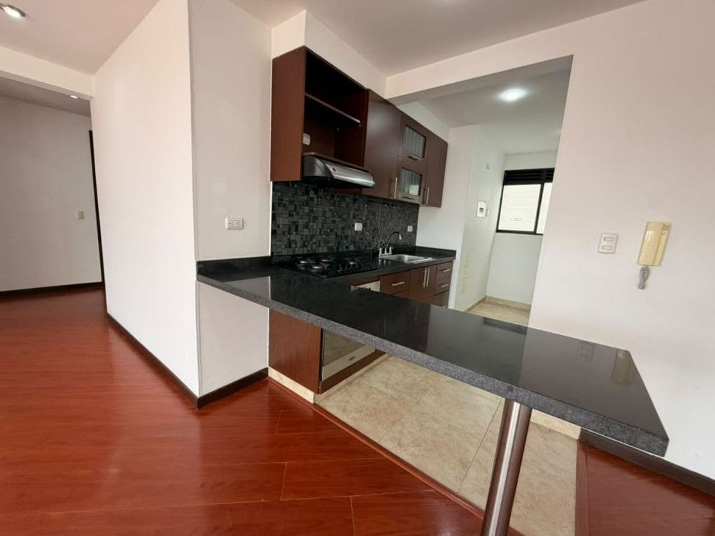 Apartamento de 3 alcobas en arriendo en Caobos Salazar, Bogotá, 100 m² · foto 7 de 20