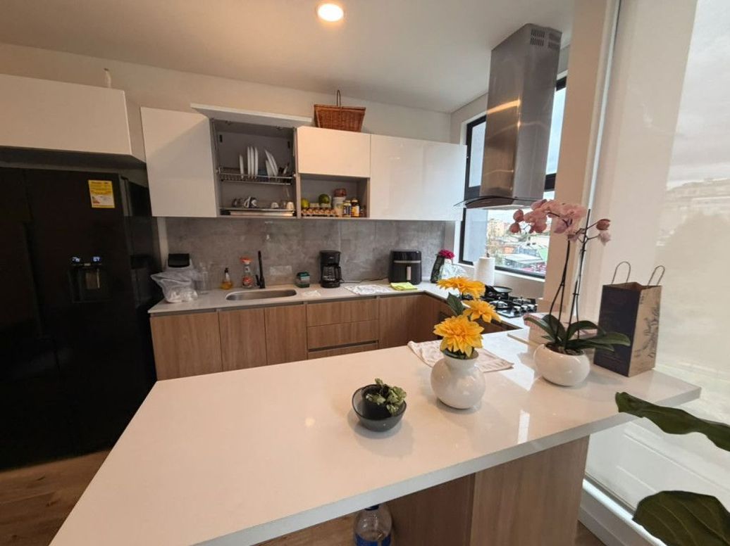 Apartamento de 3 alcobas en arriendo en La Salle, Bogotá, 86 m² · foto 3 de 18