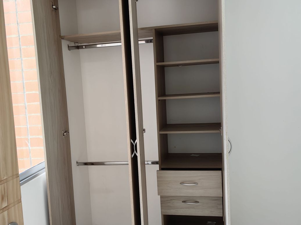 Apartamento de 2 alcobas en venta en Centenario, Bogotá, 43 m² · foto 6 de 14