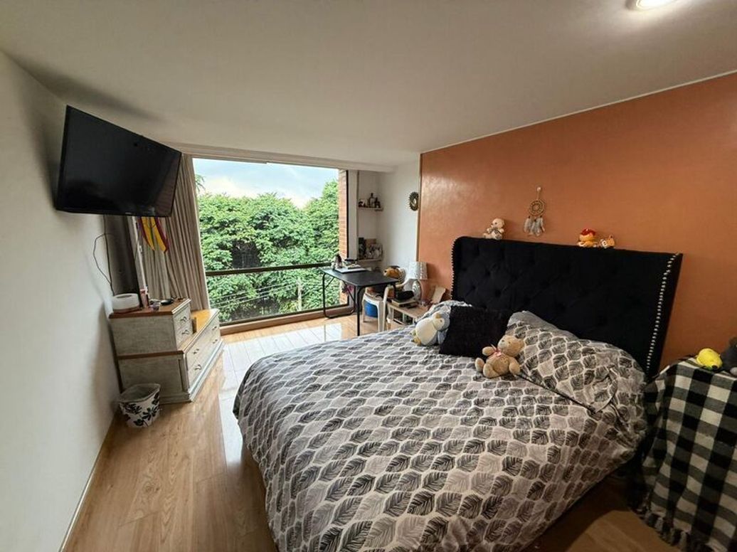 Apartamento de 4 alcobas en venta en Club De Los Lagartos, Bogotá, 154 m² · foto 9 de 14