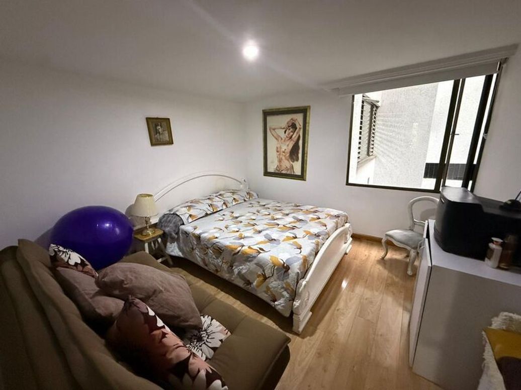 Apartamento de 4 alcobas en venta en Club De Los Lagartos, Bogotá, 154 m² · foto 11 de 14