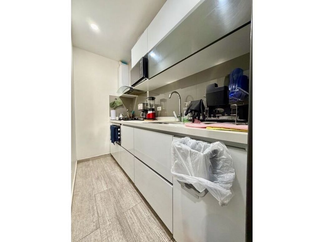 Apartamento de 3 alcobas en venta en Caobos Salazar, Bogotá, 106 m² · foto 3 de 20