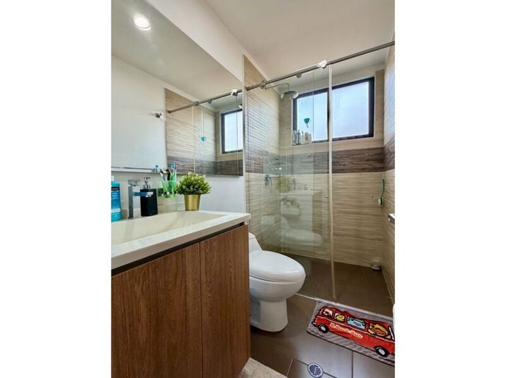 Apartamento de 3 alcobas en venta en Caobos Salazar, Bogotá, 106 m² · foto 11 de 20