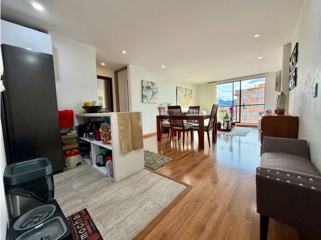Apartamento de 3 alcobas en venta en Caobos Salazar, Bogotá, 106 m² · foto 2 de 20