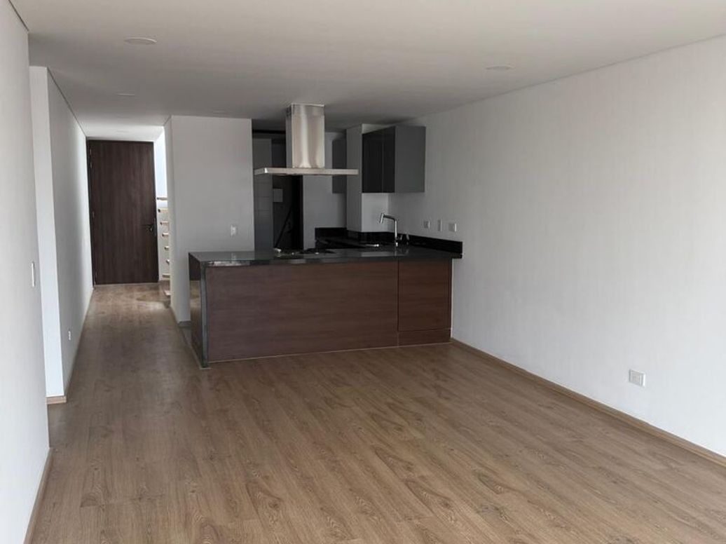 Apartamento de 2 alcobas en venta en Los Cedritos, Bogotá, 85 m² · foto 11 de 14