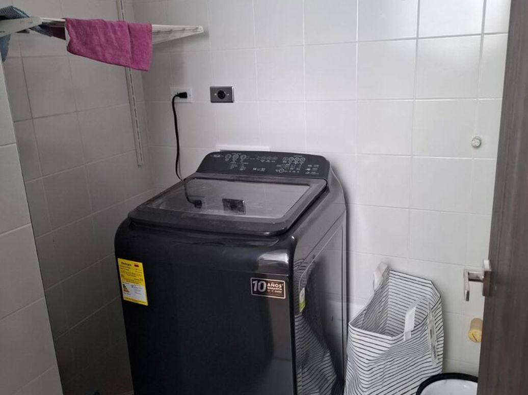 Apartamento de 2 alcobas en venta en Los Cedritos, Bogotá, 97 m² · foto 19 de 20