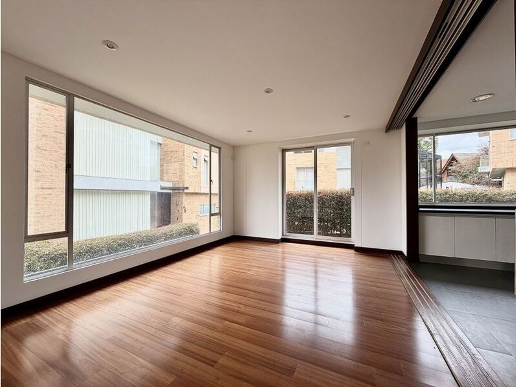 Casa de 3 alcobas en venta en Niza Suba, Bogotá, 338 m² · foto 5 de 20