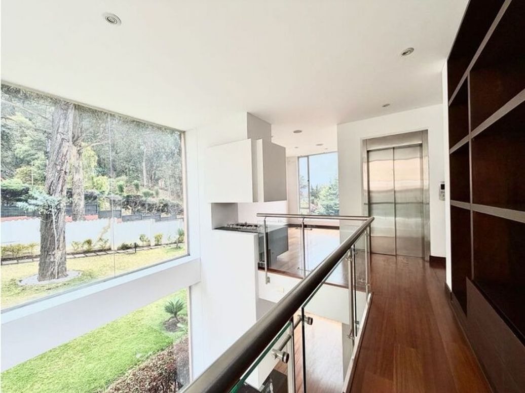 Casa de 3 alcobas en venta en Niza Suba, Bogotá, 338 m² · foto 9 de 20