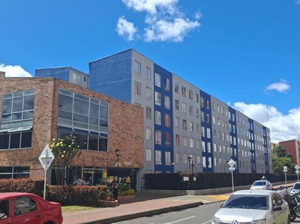 Apartamento de 2 alcobas en venta en El Pino, Bogotá, 45 m² · foto 2 de 20