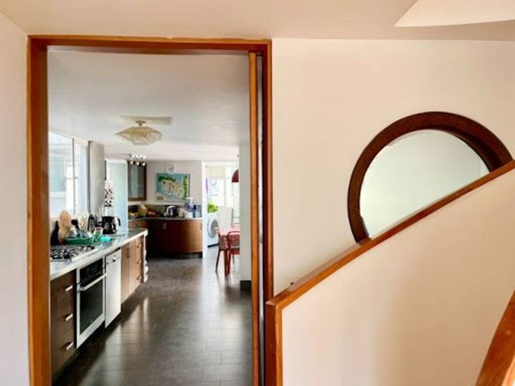 Apartamento de 4 alcobas en venta en La Macarena, Bogotá, 239 m² · foto 3 de 20