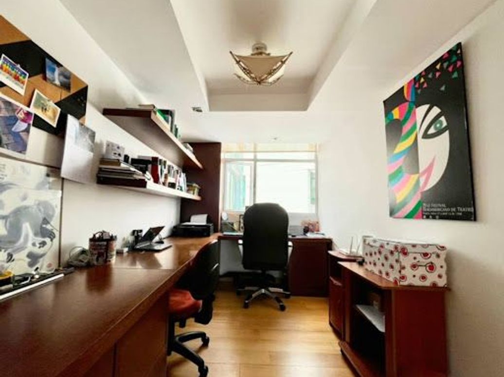 Apartamento de 4 alcobas en venta en La Macarena, Bogotá, 239 m² · foto 8 de 20