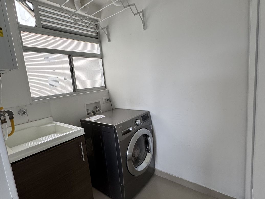 Apartamento de 3 alcobas en venta en Britalia, Bogotá, 76 m² · foto 6 de 20