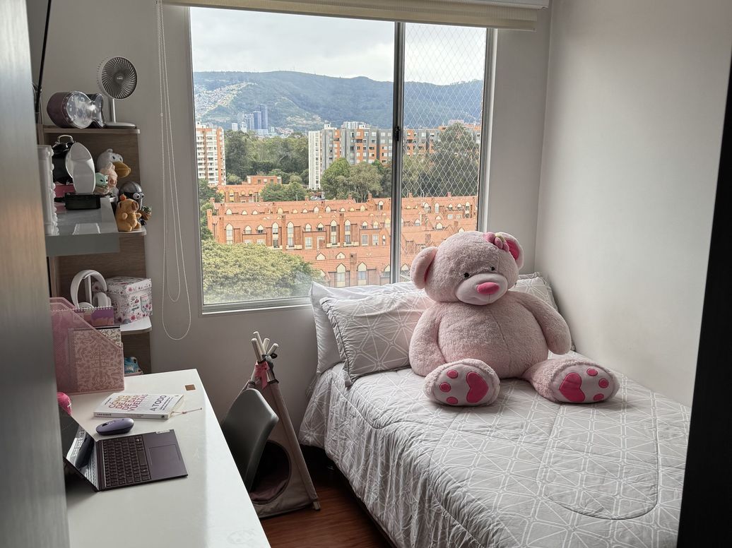 Apartamento de 3 alcobas en venta en Britalia, Bogotá, 76 m² · foto 3 de 20