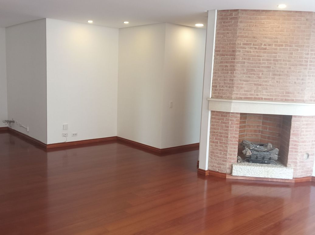 Apartamento de 2 alcobas en arriendo en Santa Ana Occidental, Bogotá, 105 m² · foto 10 de 20