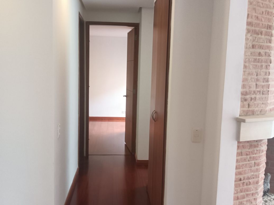 Apartamento de 2 alcobas en arriendo en Santa Ana Occidental, Bogotá, 105 m² · foto 11 de 20