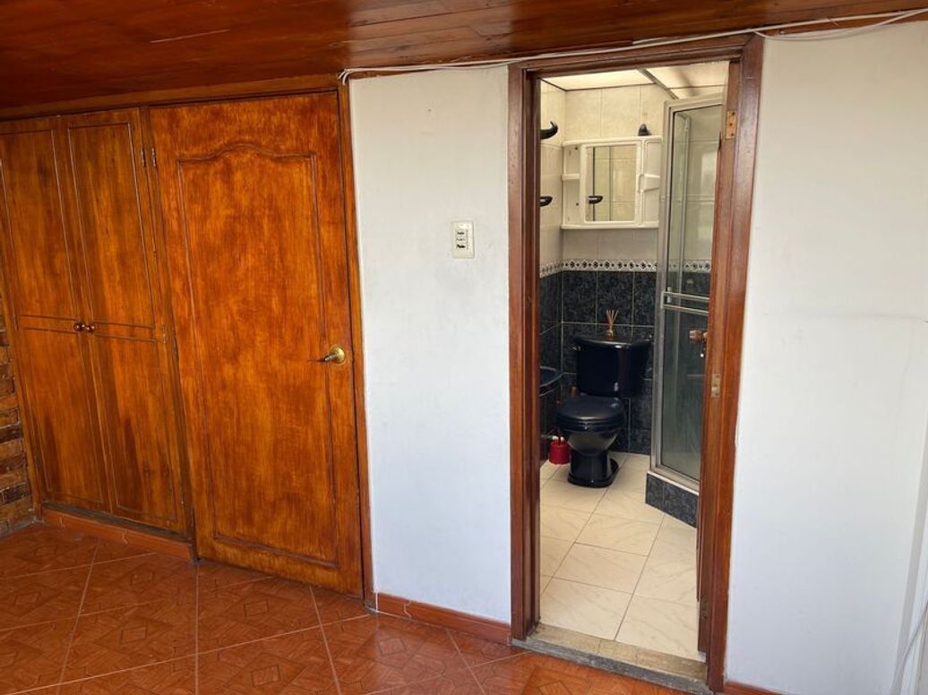 Apartamento de 2 alcobas en venta en Normandia Occidental, Bogotá, 77 m² · foto 18 de 20
