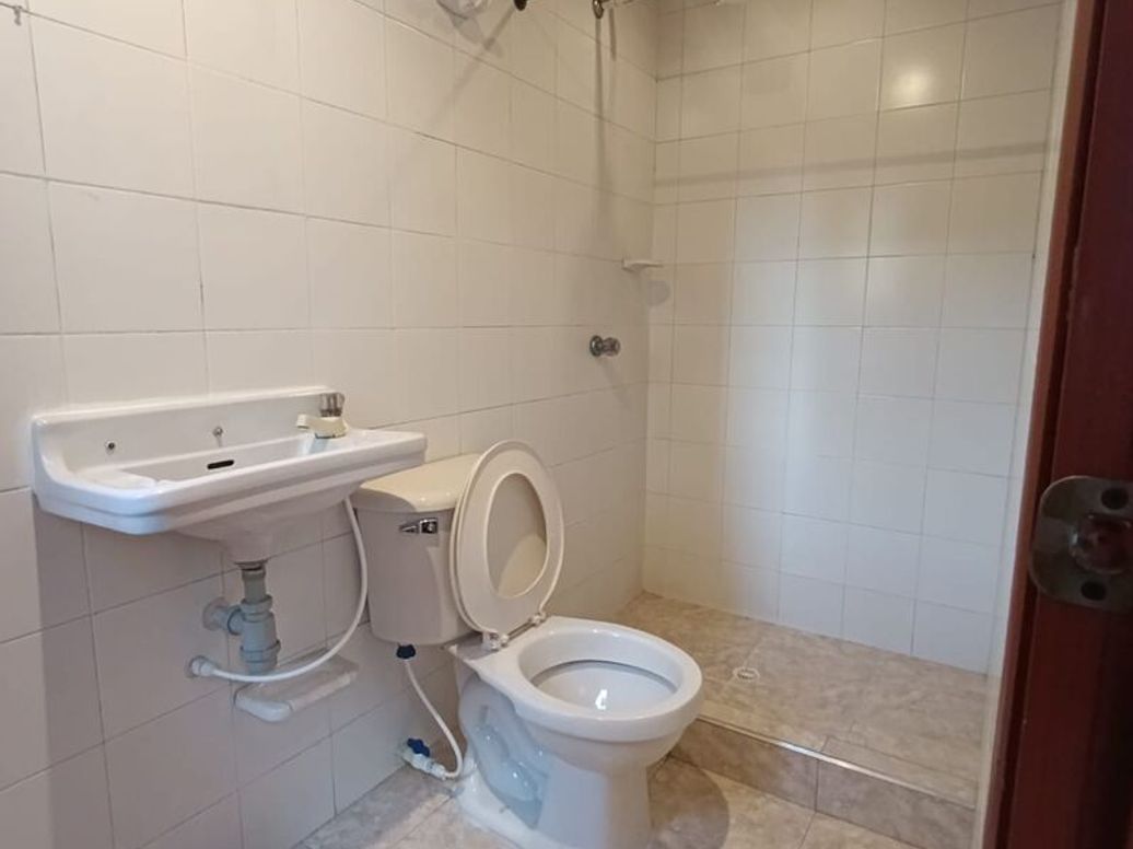 Casa de 9 alcobas en venta en Gustavo Restrepo, Bogotá, 150 m² · foto 17 de 20