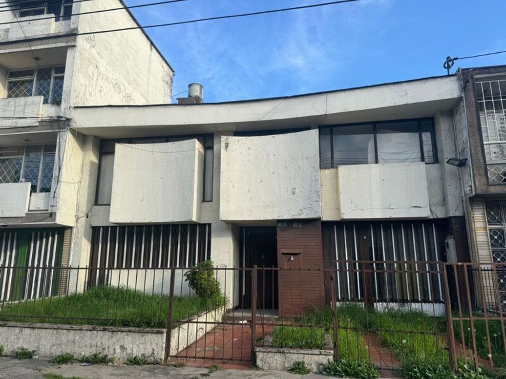 Casa de 3 alcobas en venta en Quinta Paredes, Bogotá, 200 m² · foto 7 de 20