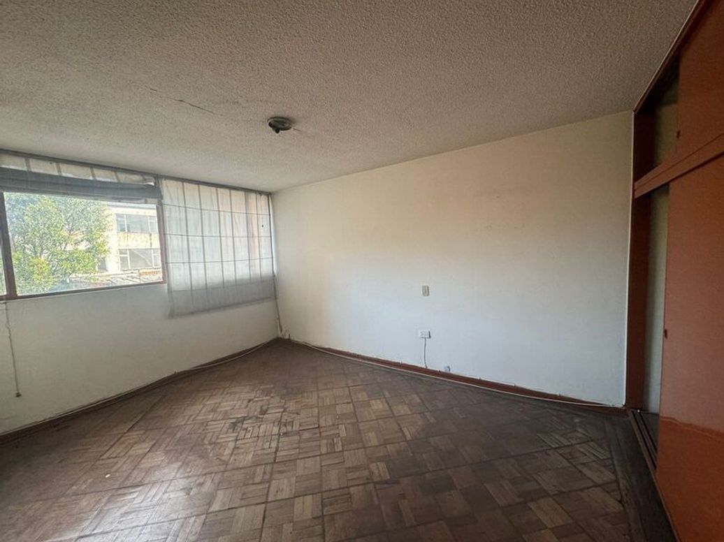 Casa de 3 alcobas en venta en Quinta Paredes, Bogotá, 200 m² · foto 15 de 20