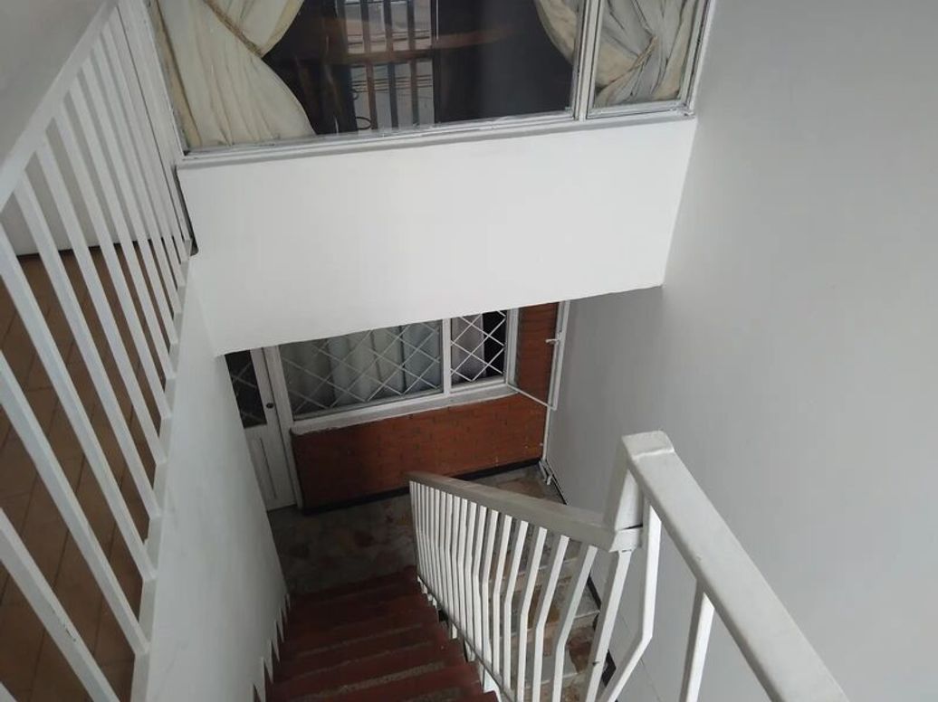 Casa de 8 alcobas en venta en Molinos Del Viento, Bogotá, 256 m² · foto 16 de 17