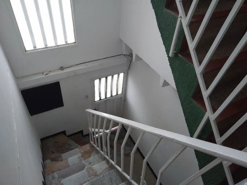 Casa de 8 alcobas en venta en Molinos Del Viento, Bogotá, 256 m² · foto 15 de 17