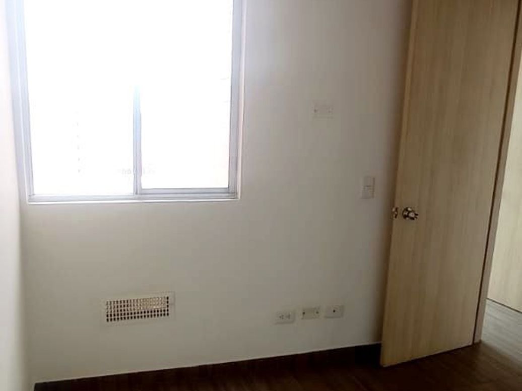 Apartamento de 3 alcobas en arriendo en Puente Grande, Bogotá, 42 m² · foto 9 de 13