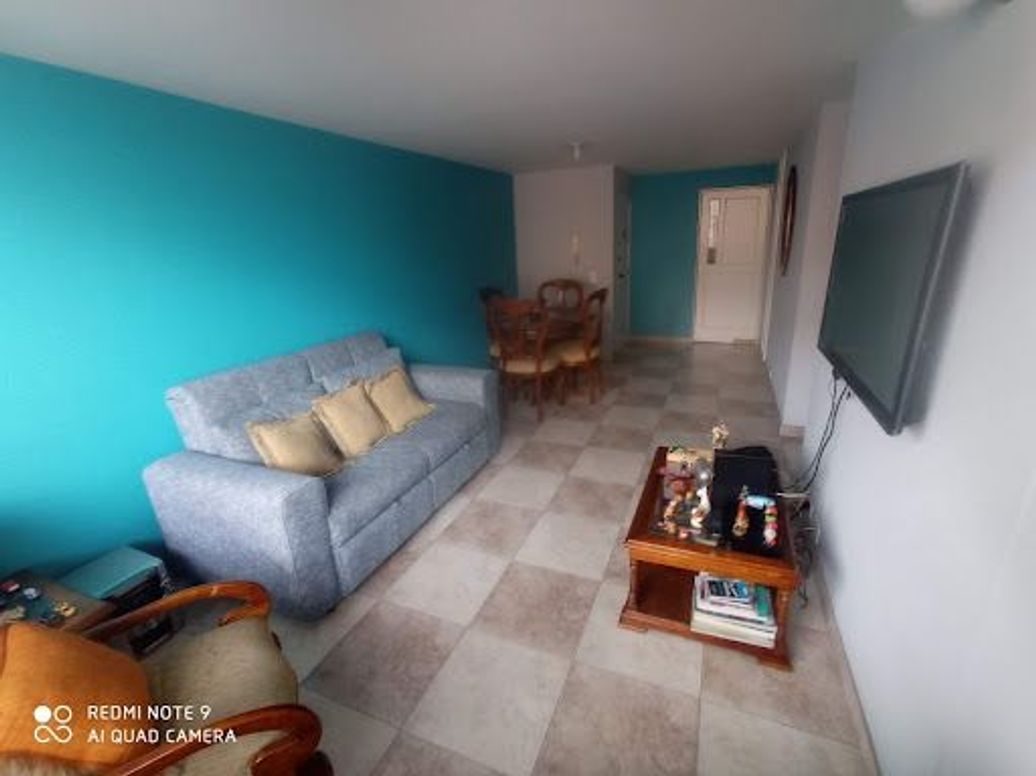 Apartamento de 3 alcobas en venta en Quinta Paredes, Bogotá, 72 m² · foto 5 de 20