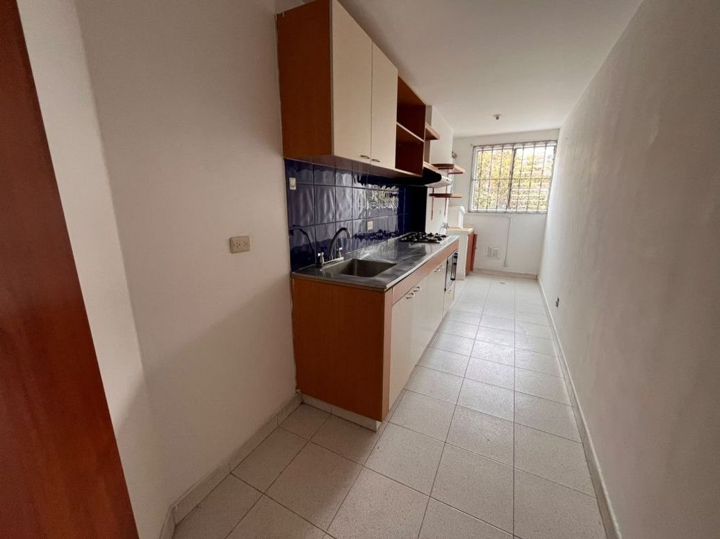 Apartamento de 2 alcobas en arriendo en Modelia Occidental, Bogotá, 68 m² · foto 12 de 16
