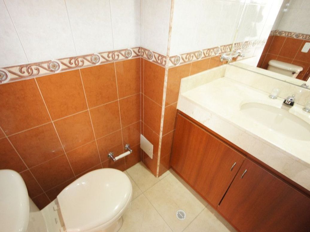 Casa de 3 alcobas en venta en Cr Jardines De Gratamira, Bogotá, 174 m² · foto 5 de 20