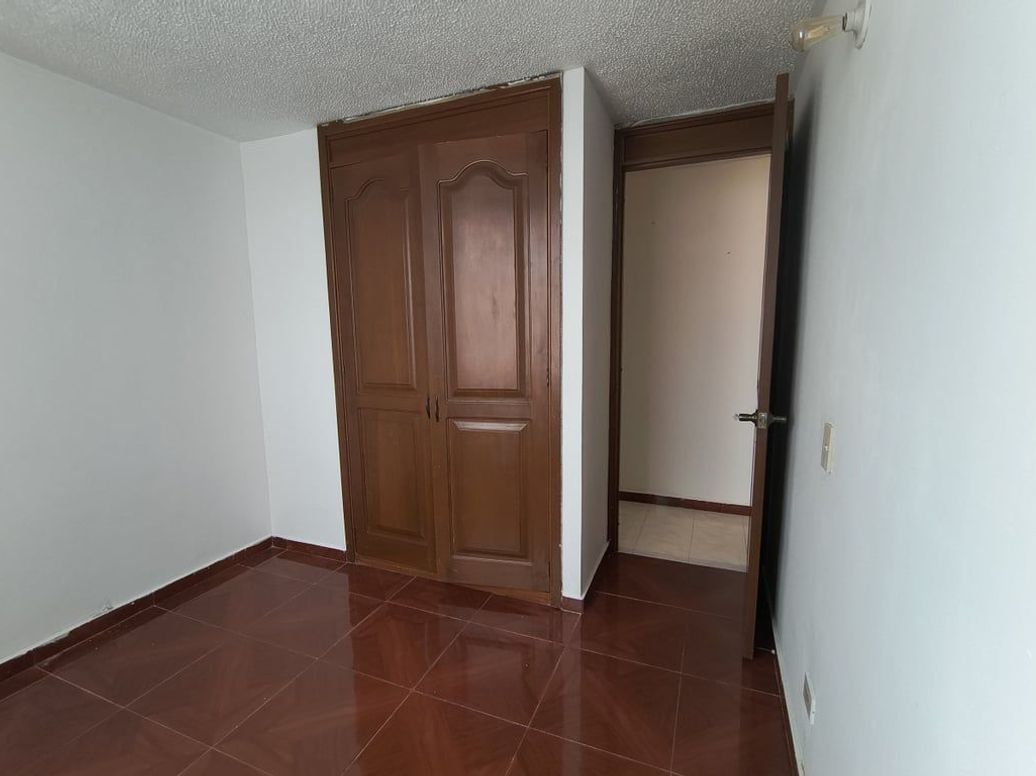 Apartamento de 3 alcobas en venta en Gilmar, Bogotá, 63 m² · foto 12 de 17