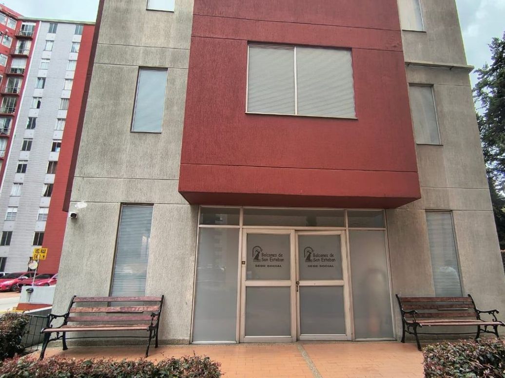 Apartamento de 3 alcobas en venta en Gilmar, Bogotá, 63 m² · foto 3 de 17