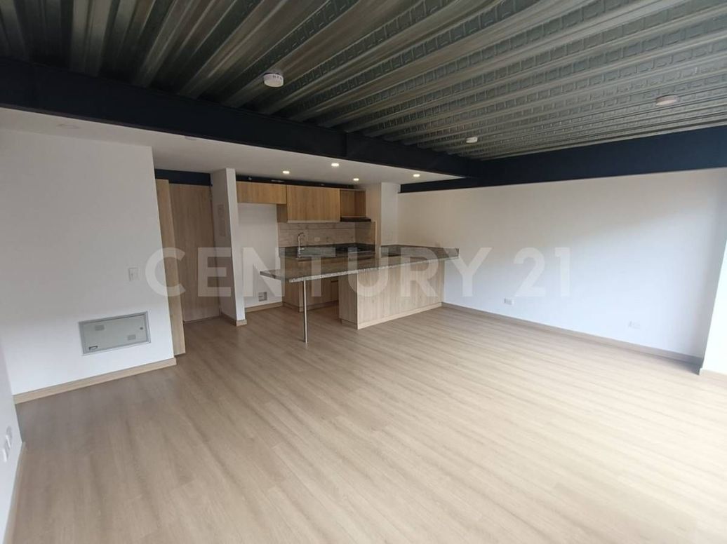 Apartamento de 2 alcobas en venta en Hayuelos, Bogotá, 68 m² · foto 3 de 11